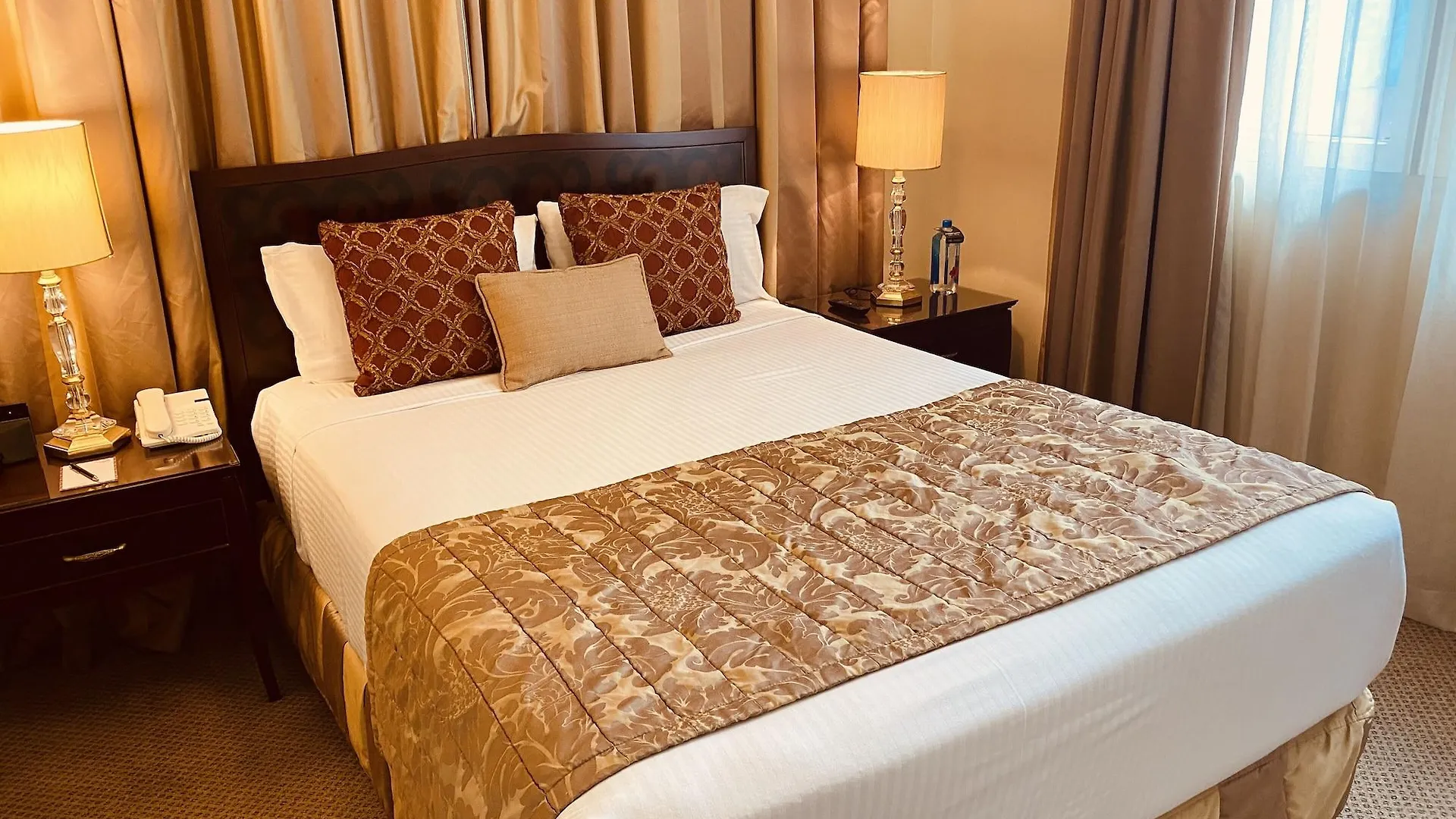 ****  Royal Albert Hotel Μπρίσμπεϊν Αυστραλία