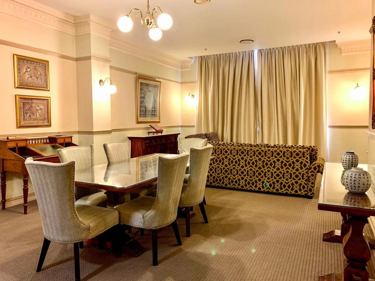 Royal Albert Hotel Μπρίσμπεϊν