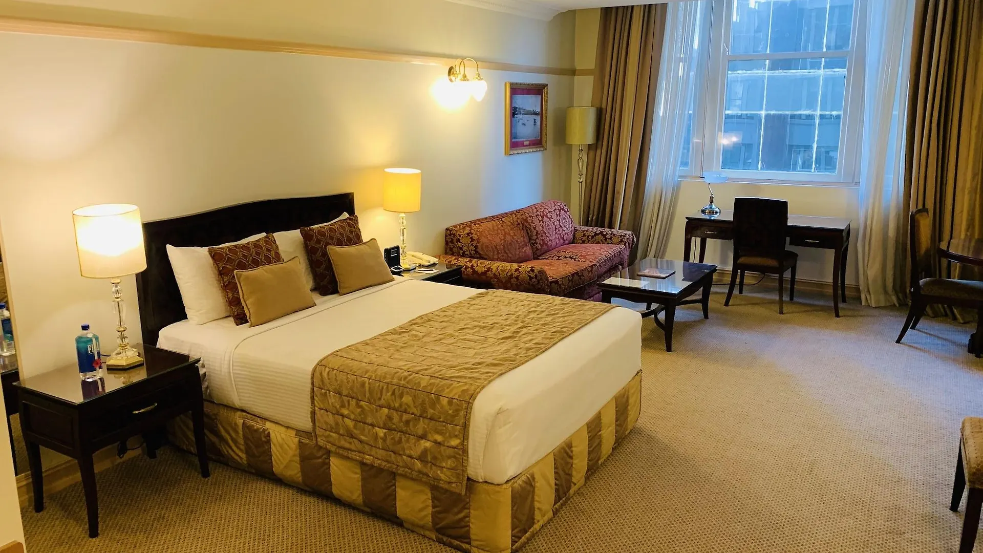 Royal Albert Hotel Brisbane 4*,