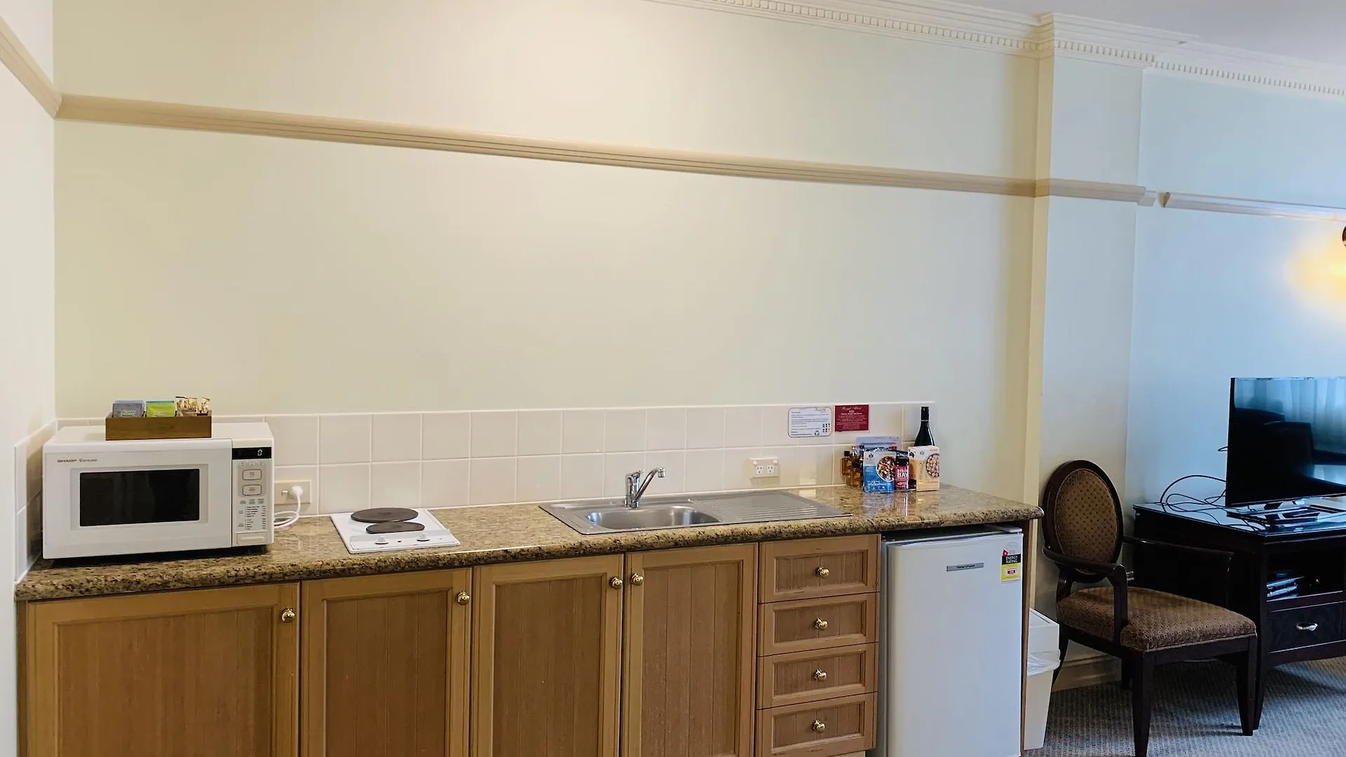 Royal Albert Hotel Brisbane 4*,