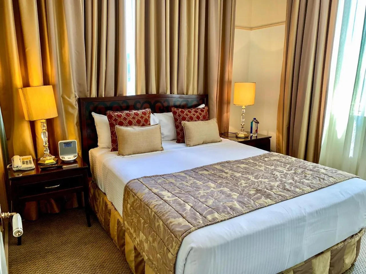 Royal Albert Hotel Brisbane
