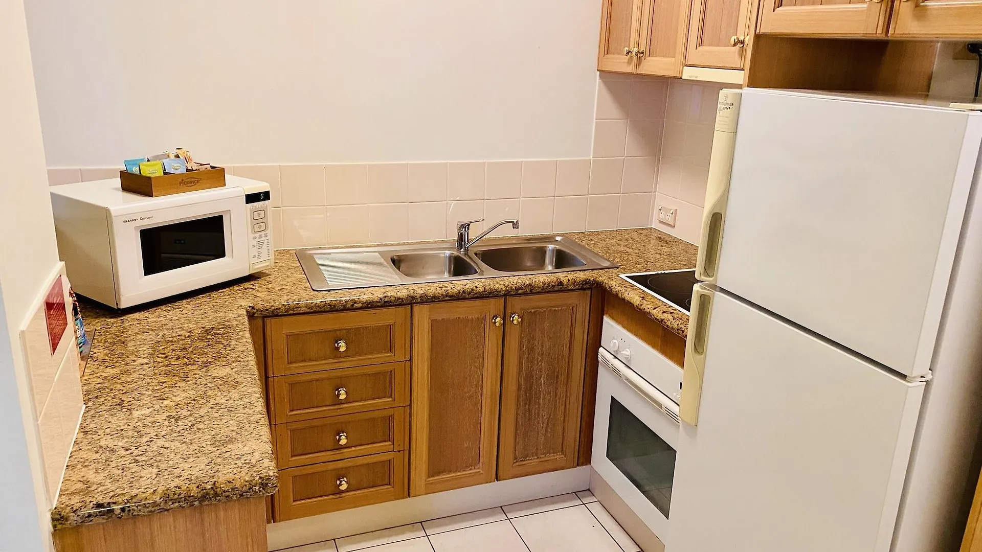 בריסביין Royal Albert Hotel